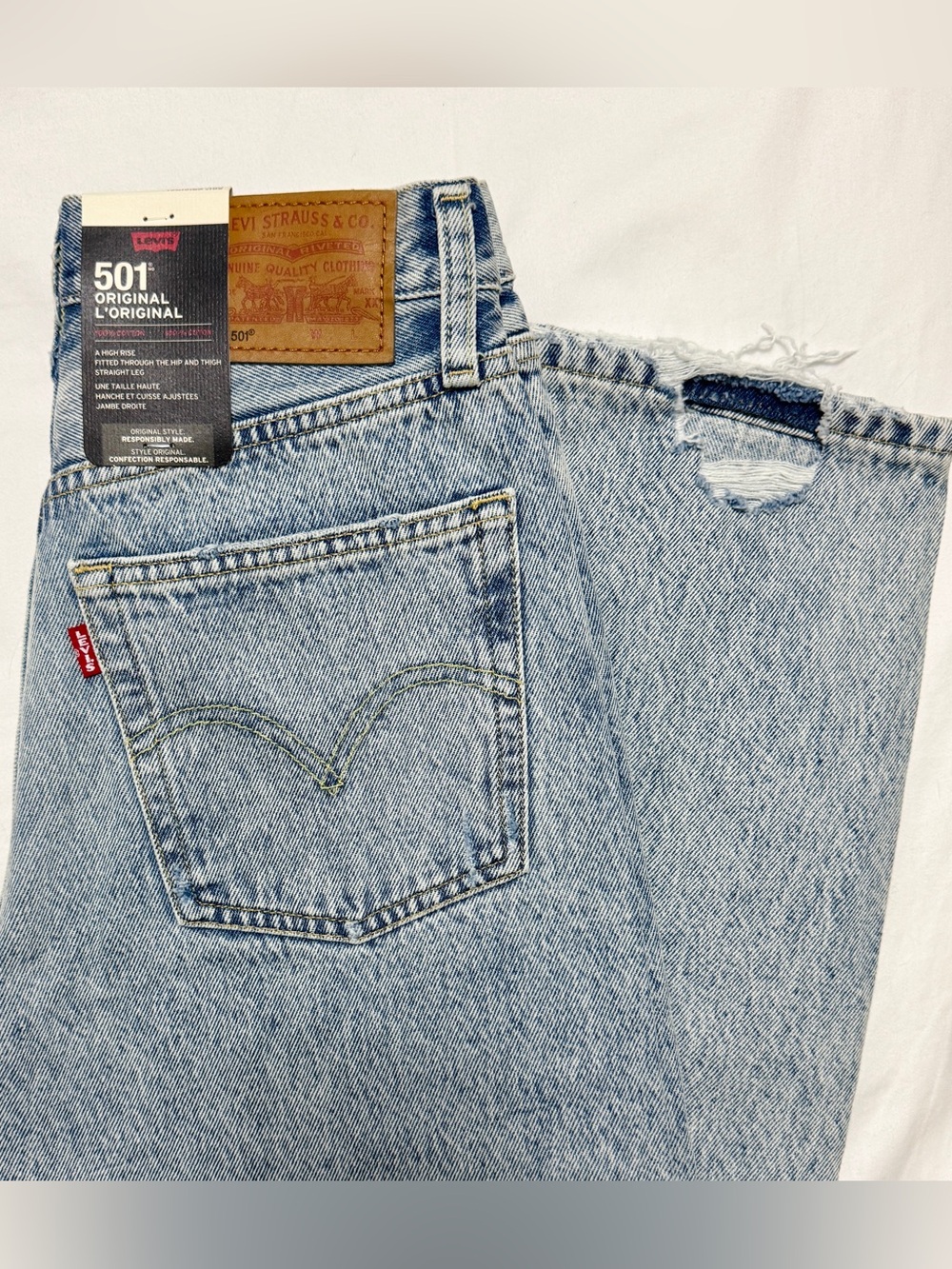 NWT Levi’s 501 Original High Rise Straight Leg - light blue